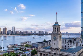 黄鹤楼+晴川阁+昙华林+江汉路步行街一日游【私家团】【[行程特色]1v1 包车服务 定制游 不赶行程 无须拼车 自由随心】