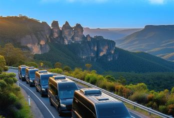 【优选奔驰专线‖上门接‖林肯岩‖3缆车】蓝山国家公园一日游【优选出行◆ 全线奔驰商务+网评优秀中文司导，宽敞舒适享受和高质服务让您一路省心又尽兴。】