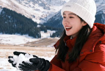 伊犁那拉提草原一日游【6人小团+双套餐+上门接送+冰雪乐园】【2-6人精品小团，2人起发】