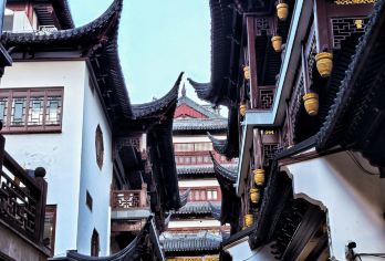 【上海英文团一日游】城隍庙+豫园+朱家角水乡+外滩巴士含门票【[品质保证]旅行社承诺不进任何暗店，真正0购物团型】