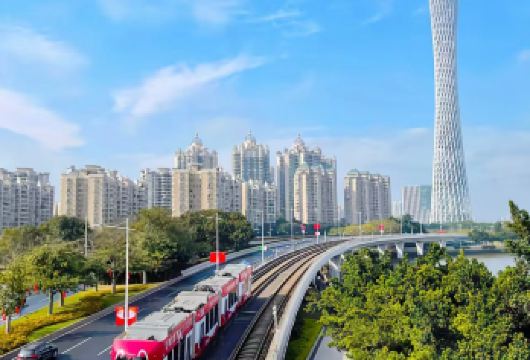 私家团上门接送【广州博物馆或黄埔军校+陈家祠+白云山一日游】【私家旅行：一单一团，不拼客，专属旅行 品质服务：5/7座小车上门接送，专职司机护航】