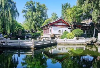 大明湖景区+泰山风景区+三孔景区一日游【济南出发丨纯玩体验】【[品质保障]精品小团｜独立成团｜全程纯玩无购｜游览时间充裕｜空调旅游中巴车；】