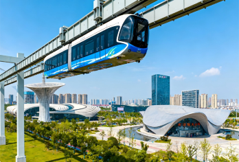 【名校武汉】磨山+华中科技大学+科技馆+光谷空轨 10人小团【游玩景点：磨山楚天台+编钟+华中科技大学+湖北省科技馆+光谷空轨体验+光谷步行街】