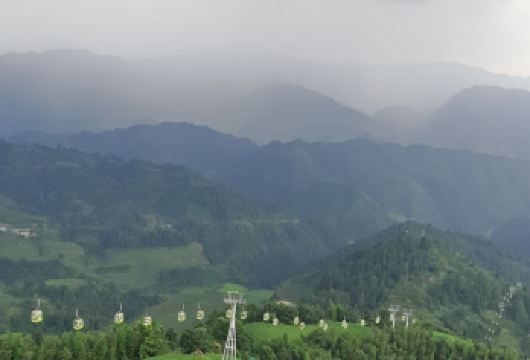 龙脊梯田一日私人游，含金坑缆车【可从桂林或阳朔酒店接客 享受桂林/阳朔酒店门到门的私人接送服务，放松身心 探索龙脊梯田的雕塑景观】