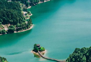 湖南岳阳：药姑山一日游【包车｜私人定制｜中英文导游】C【[VIP尊享服务] 专属包车出行，司机全程陪同，行程灵活可调，打造个性化旅程】