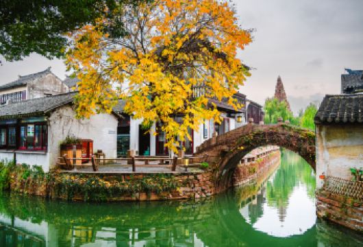 【28人精品团】苏州周庄一日游【纯玩•含游船•体验江南水乡】【含游船含演出，一手资源，正规操作，性价比高，专职导游，正规旅游巴士，保证一人一正坐。】