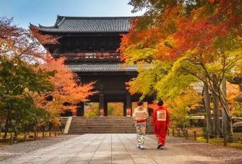 【大阪京都一日游丨精致小团】南禅寺&三千院&贵船神社红叶巡游【漫步南禅寺或者琉璃光院，于禅意庭园中静赏光影与红叶】