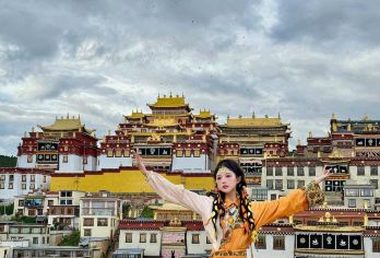 丽江+虎跳峡+独克宗+环纳帕海(赠送土司宴+回城高速）一日游【[真正纯玩]不进任何购物店，不进藏民家访，无套路，无隐形消费，可在香格里拉散团！】