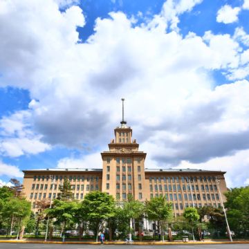 东北虎林园+哈工大讲解+惊险车一日游【小团+上门接送】