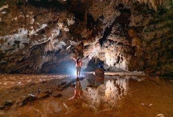 【<酷游贵州-八仙洞探索>洞穴探索 找寻“八仙景貌”！】【探索奇观：地下暗流、絶美钟乳石、大型石笋/石柱奇观】