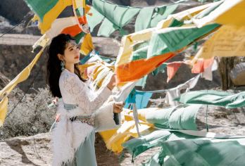 西藏拉萨纳木措圣象天门一日游  4/8/12人团，任挑即刻！【私密小团体验：4人小团出行，自由随性，念青唐古拉山的美景，不被大团节奏束缚。】