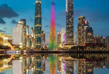 广州珠江夜游【沿着自由浪漫的珠江，赏夜景，感受羊城的魅力】【广州，一座在岁月长河中沉淀出独特气质的城市， 历史的风韵与现代的活力在这里悄然相拥。】