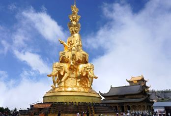 乐山大佛+峨眉山+金顶一日游【可选登山或船游空调车 保姆车】【[享服务新细节]含特色两餐：地道川菜+美味小吃；三环内专车接早；大V导游深度解说】