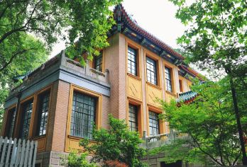 【门票全含】南京美龄宫+明孝陵+中山陵景区+音乐台南京旅游【[金陵精选]南京美龄宫+明孝陵+中山陵景区+音乐台一日经典游】