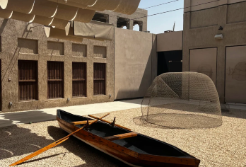 迪拜市区+冲沙一日游【2人起订】伊郎小镇+辛达加博物馆+冲沙【打卡网红星巴克】