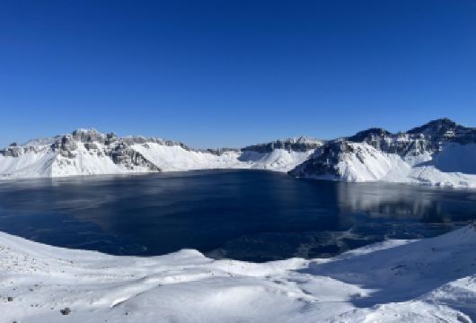 长白山西坡天池一日游二道白河镇酒店/长白山站/万达度假区接送【甄选5年及以上经验丰富的司机，行程安全有保障】
