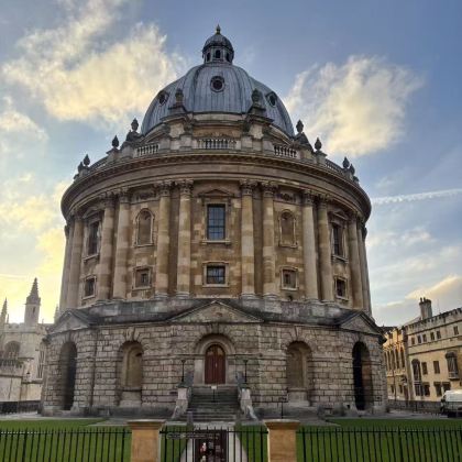 伯明翰及周边城—牛津—比斯特—温莎一经典路线VIP包车一日游