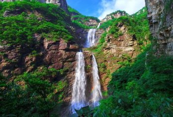 江西九江庐山风景名胜区+如琴湖+三叠泉+含鄱口一日游8人小团【精致8人小团，自助发团，一团一导，保证服务质量】