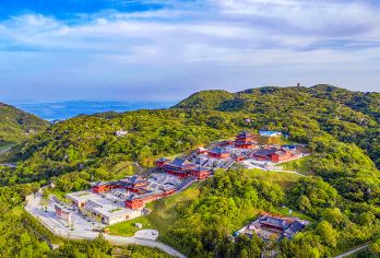 【季节限定·6H超长景区畅游】金佛山纯玩一日游【[舒适游]上门接、不中转集合、比大团节约1小时 、景区索道少排队2小时。】