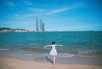 鼓浪屿一日游【五星导游讲解+往返船票+旅拍+独立成团】【穿越时光的琴岛---探秘世界文化遗产的灵魂 非商业化路线，历史纵深，建筑美学，音乐基因，在地生活体验】