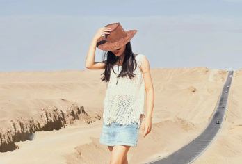 格尔木+察尔汗盐湖+翡翠湖一日游【2-8人团丨纯玩无购物】【[真专业]五星司导专业服务，赠格尔木市区上门接送，出行无忧】