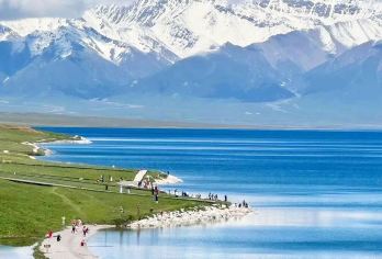新疆赛里木湖一日游【商务车博乐往返 含门票+环湖】 【全程无购物，让您有足够的时间游览美景】