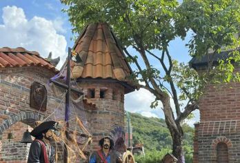 首尔近郊一日游：探秘和谈林自然花园与鲁登西亚欧洲主题公园【一天内领略和谈林的生态静谧与鲁登西亚的欧洲风情，感受自然与文化的碰撞。】