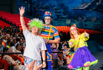 抚仙湖+粉红沙滩+寒武纪小镇+化石地博物馆+太阳山小镇一日游【[LOGO原创]一网打尽仙湖美景、6小时充足体验、8人内精品小团、180度环湖优美东岸】