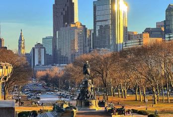 美国费城打卡网红景点-市政厅-独立宫-自由钟可多日包车-精选【专属客服和本地中文司机，一家一团包车】