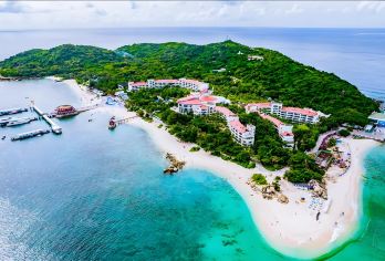 海南:槟榔谷和蜈支洲岛一日游【探索奔浪谷黎族和苗族的文化遗产】