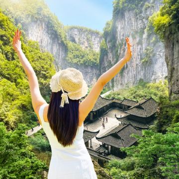 【8人团】重庆武隆天生三桥+龙水峡地缝+乌江1日游|可包团