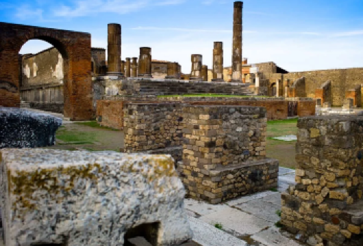 庞贝古城考古遗址+维苏威火山一日游【空调巴士/特色午餐】【通过我们的罗马庞贝一日游，参观庞贝古城遗址和摧毁庞贝古城的维苏威火山】