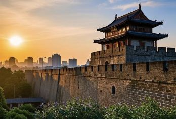 武汉-荆州：荆州方特+荆州古城+张居正故居一日游 武汉往返G【全程中文/英文/俄语/小语种服务，沟通无障碍，景点可调,多种车型可选】