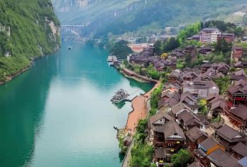 重庆丰都鬼城+816工程景区+白鹤梁水下博物馆一日游英文服务【可提供英文及小语种导游服务-往返接送-可选导游-可代订门票】