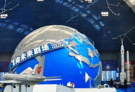 【含门票.私家团】四川科技馆2H科技大咖深度人工讲解【[深度解读]听专家讲解航天、机械、AI等四川科技硬实力】