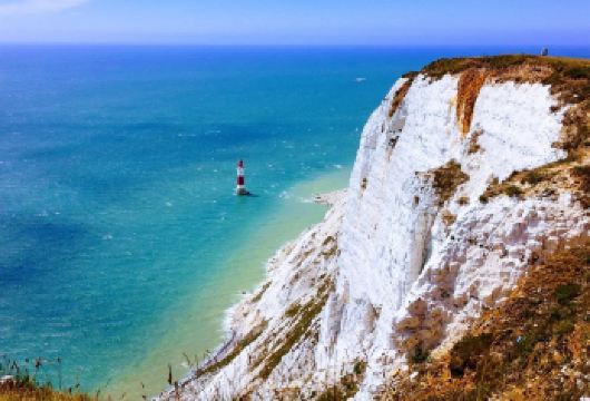 英国伦敦往返-七姐妹白崖-布莱顿【全境热门路线可定制】【[全程无忧出行]包车配备专属车辆，行李存放安全便捷】