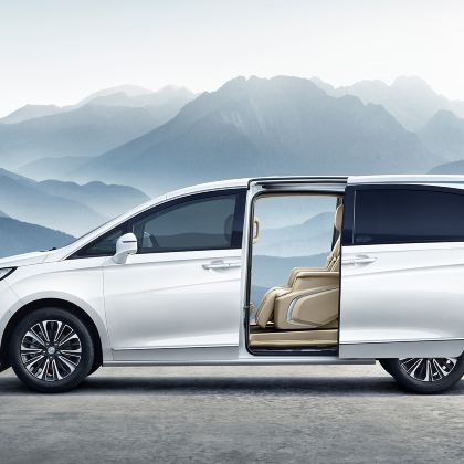 新疆天山天池一日游【VIP包车纯玩+时间自由+上门接送