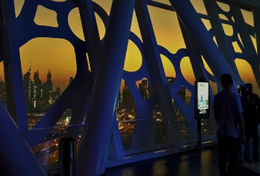 迪拜之框+阿亚半日游【组合游】【• 经济实惠：购买联票通常比单独购买每个景点的门票更省钱。 • 便利性：它能带来无缝体验，让您可以计划在一天内或多天内游览这两个景点。】