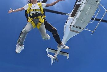 云南大理直升机跳伞基地【5000米海景跳伞+高清摄像跟拍】【[刺激嗨玩]5000米直升机海景观光+跳伞摄像跟拍】