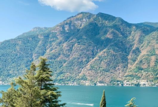 意大利瓦伦纳+贝拉焦+科莫湖一日游【私人包车+高性价比】【专属私密，一家一团，尽享自在旅途。】