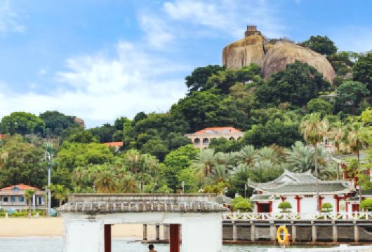 【鼓浪屿特惠】鼓浪屿往返船票+人工讲解+旅游巴士接站【鼓浪屿一日游，轻松便捷，省时省力，船票一站式搞定，导游讲解360度玩转鼓浪屿】