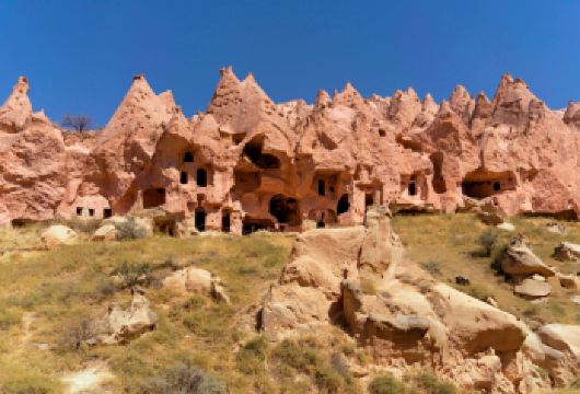 卡帕多奇亚红线一日游（含韩语导游）【卡帕多奇亚日游：帕夏贝（僧侣谷）奇特仙人烟囱景观】