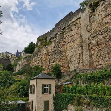 比利时布鲁塞尔往返卢森堡包车游【免费定制+欧洲全境】