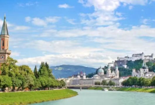 瓦豪河谷葡萄酒文化线10小时包车一日游【维也纳往返】【包车游不拼车|中文司机服务|景点可调|可定制日游】