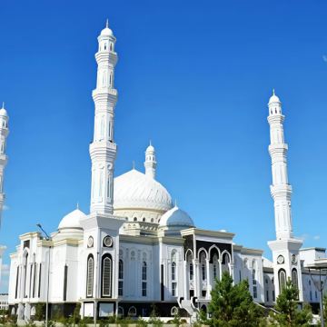 阿斯塔纳大清真寺+独立广场+苏丹清真寺+阿斯塔纳歌剧+凯旋门