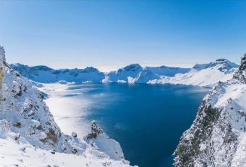 长白山北坡一日游,精品商务纯玩团【无购物无自费，车上无任何推销，有着25年接待游客经验的正规旅行社】