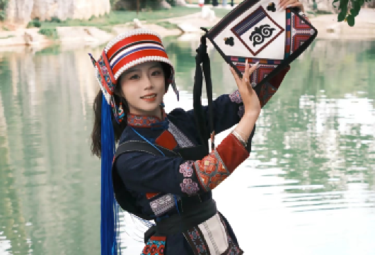 石林风景区+滇池一日游【甄纯玩丨9点晚出发懒人团】【[健康出行 安全保障]车辆每日消毒+老司机安全驾驶，保障出行，放心游玩。】