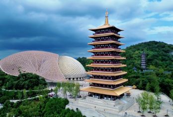 牛首山+总统府+纪念馆+夫子庙+老门东一日跟团游【牛首山+总统府+纪念馆+夫子庙+老门东】