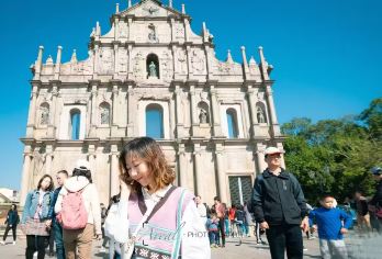 澳门包车一日游 | 拱北/横琴口岸接送，随时出发，可半天【[安心独立空间]一车一团，专属健康的出行保障。减少外界接触，旅途更安心，家人更放心。】