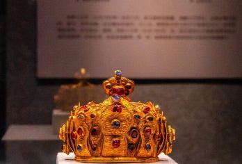 昆明+云南省博物馆+金殿风景区1日【服务好|无套路|真纯玩】【云南省博物馆[与千年时光对话]，金殿风景区[穿越400年的金光秘境]】